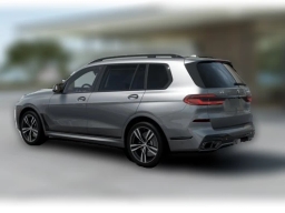 BMW X7 M60i Sports Activity Vehicle 2026