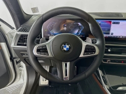BMW X7 M60i Sports Activity Vehicle 2026