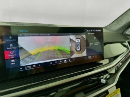 BMW X7 M60i Sports Activity Vehicle 2026