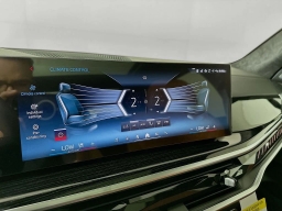 BMW X7 M60i Sports Activity Vehicle 2026