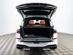 BMW X7 M60i Sports Activity Vehicle 2026