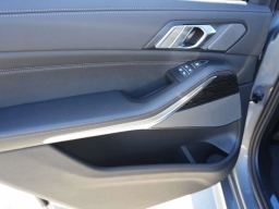 BMW X7 M60i Sports Activity Vehicle 2026