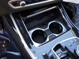 BMW X7 M60i Sports Activity Vehicle 2026