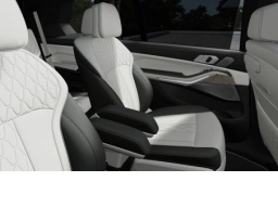 BMW X7 M60i Sports Activity Vehicle 2026