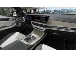 BMW X7 M60i Sports Activity Vehicle 2026