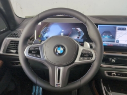 BMW X7 M60i Sports Activity Vehicle 2026