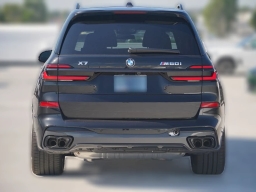 BMW X7 M60i Sports Activity Vehicle 2026