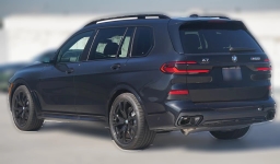 BMW X7 M60i Sports Activity Vehicle 2026