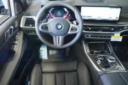 BMW X7 M60i Sports Activity Vehicle 2026