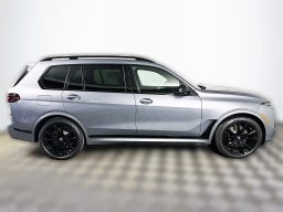 BMW X7 M60i Sports Activity Vehicle 2026