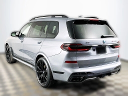 BMW X7 M60i Sports Activity Vehicle 2026