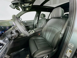 BMW X7 M60i Sports Activity Vehicle 2026