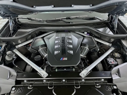 BMW X7 M60i Sports Activity Vehicle 2026