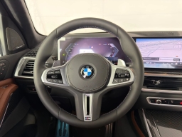 BMW X7 M60i Sports Activity Vehicle 2026