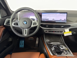 BMW X7 M60i Sports Activity Vehicle 2026