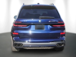 BMW X7 M60i Sports Activity Vehicle 2026