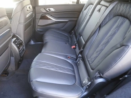 BMW X7 M60i Sports Activity Vehicle 2026