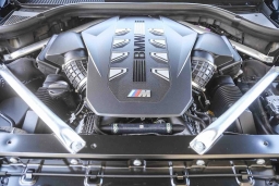 BMW X7 M60i Sports Activity Vehicle 2026