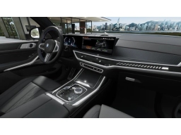 BMW X7 M60i Sports Activity Vehicle 2026