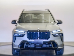 BMW X7 M60i Sports Activity Vehicle 2026