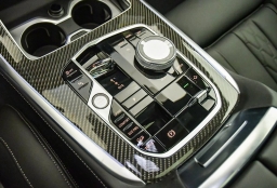 BMW X7 M60i Sports Activity Vehicle 2026