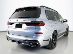 BMW X7 M60i Sports Activity Vehicle 2026