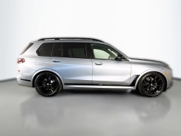 BMW X7 M60i Sports Activity Vehicle 2026