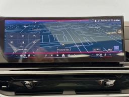 BMW X7 M60i Sports Activity Vehicle 2026