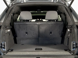 BMW X7 M60i Sports Activity Vehicle 2026