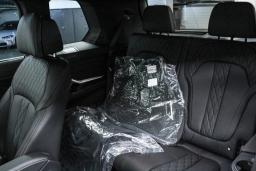 BMW X7 M60i Sports Activity Vehicle 2026