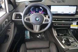 BMW X7 M60i Sports Activity Vehicle 2026
