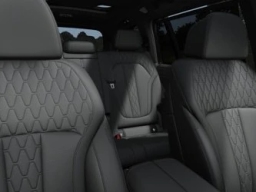 BMW X7 M60i Sports Activity Vehicle 2026