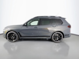 BMW X7 M60i Sports Activity Vehicle 2026