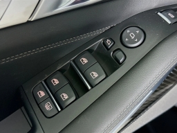 BMW X7 M60i Sports Activity Vehicle 2026