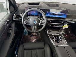 BMW X7 M60i Sports Activity Vehicle 2026