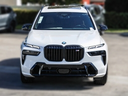 BMW X7 M60i Sports Activity Vehicle 2026