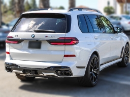 BMW X7 M60i Sports Activity Vehicle 2026