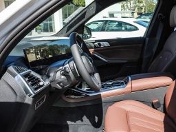 BMW X7 M60i Sports Activity Vehicle 2026