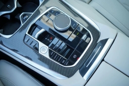 BMW X7 M60i Sports Activity Vehicle 2026