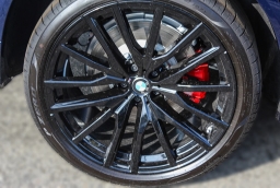 BMW X5 M60i Sports Activity Vehicle 2026