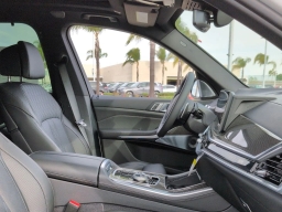 BMW X5 M60i Sports Activity Vehicle 2026