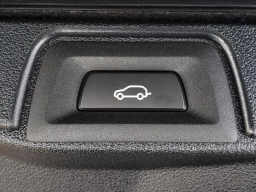 BMW X5 M60i Sports Activity Vehicle 2026