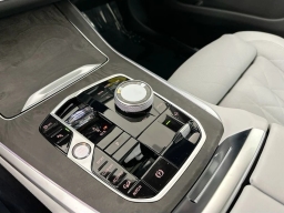 BMW X5 M60i Sports Activity Vehicle 2026