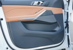 BMW X5 M60i Sports Activity Vehicle 2026