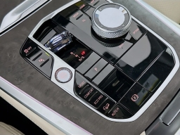 BMW X5 M60i Sports Activity Vehicle 2026