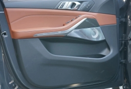 BMW X5 M60i Sports Activity Vehicle 2026