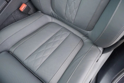 BMW X5 M60i Sports Activity Vehicle 2026