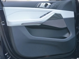 BMW X5 M60i Sports Activity Vehicle 2026