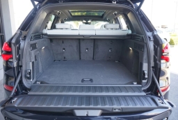 BMW X5 M60i Sports Activity Vehicle 2026