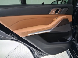 BMW X5 M60i Sports Activity Vehicle 2026